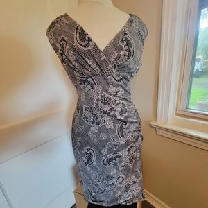 Maggie London Petites paisley dress